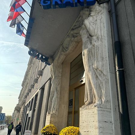 Hotel Grand Hradec Kralove Luaran gambar
