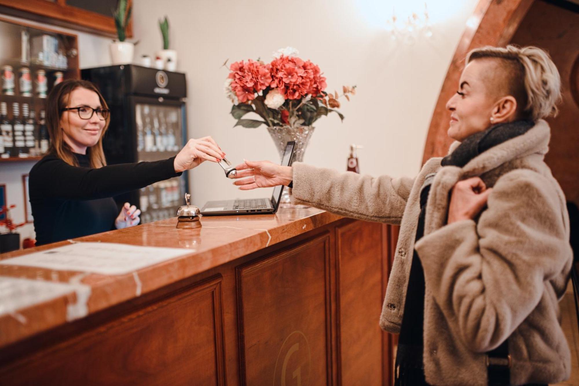 Hotel Grand Hradec Kralove Luaran gambar