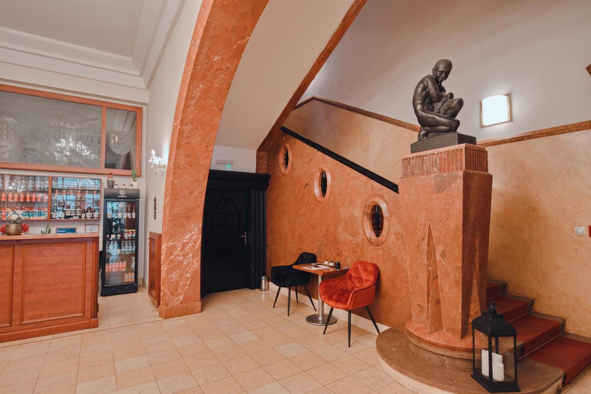Hotel Grand Hradec Kralove Luaran gambar